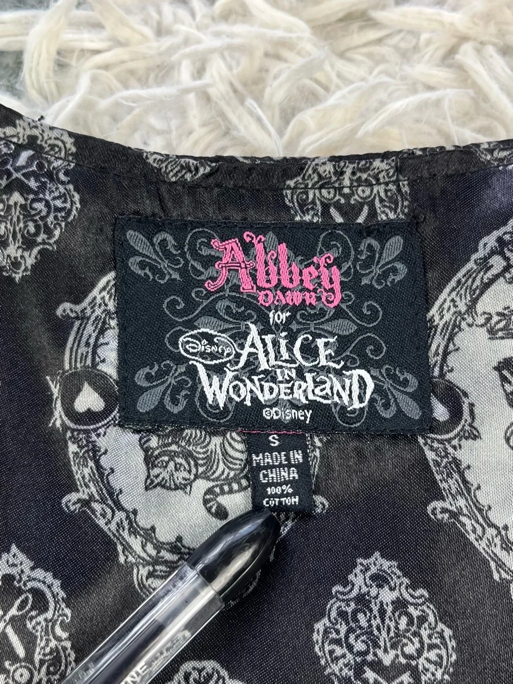 Disney Abby Dawn for Alice in Wonderland Vest Gray Size Kids Small